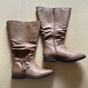 Wide Calf Tall Tassel Boots (Size 10)